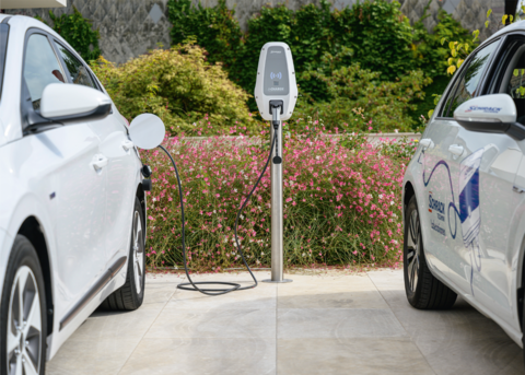 i-CHARGE CION Public