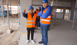 echipa Schrack Technik pe santier constructie centru logistic si sediu de birouri
